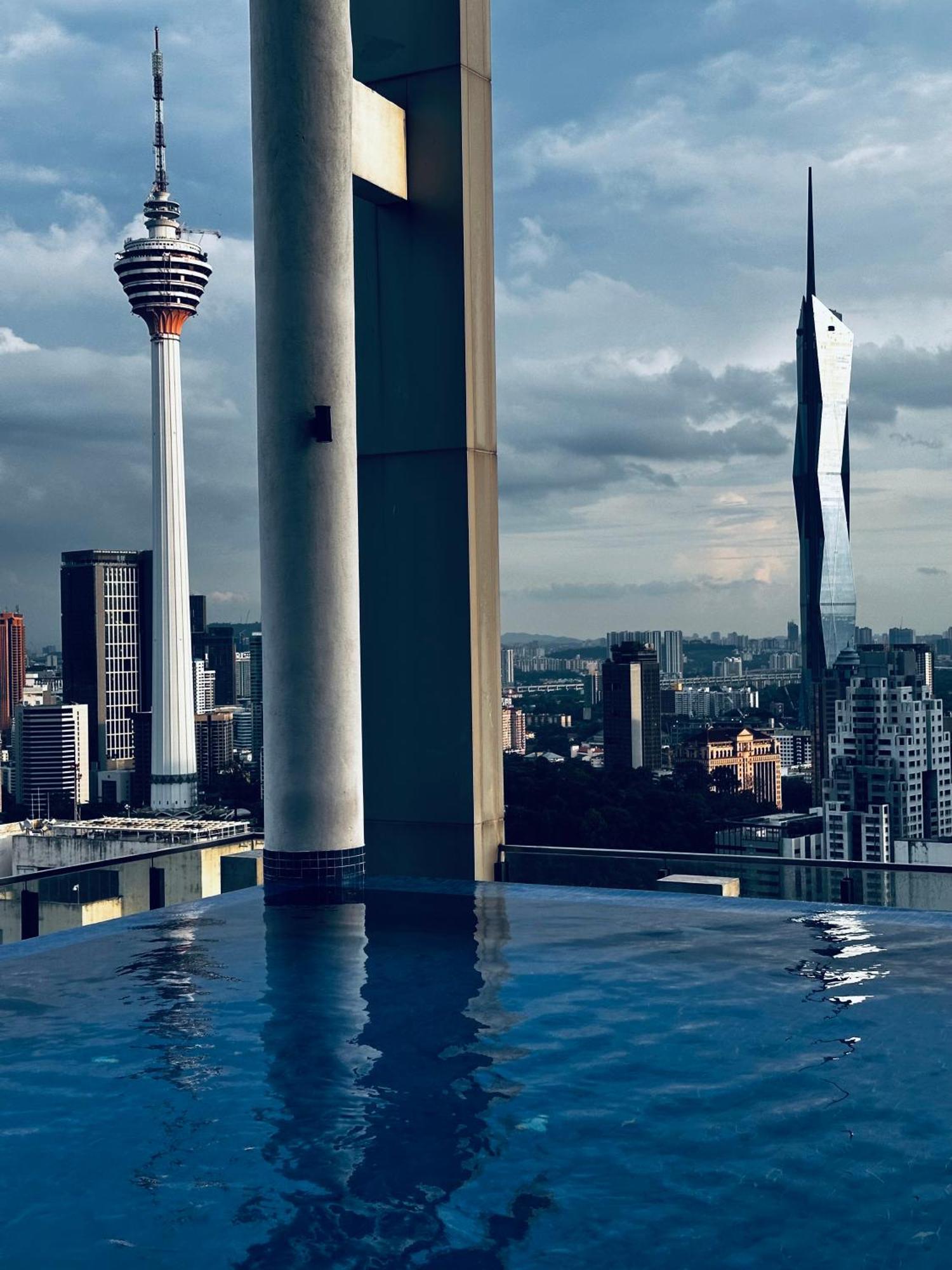 The Luxe Colony Klcc By Infinitum Apartment Kuala Lumpur Exterior photo
